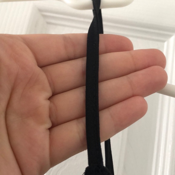 Chic Top - Picture 3 of 3